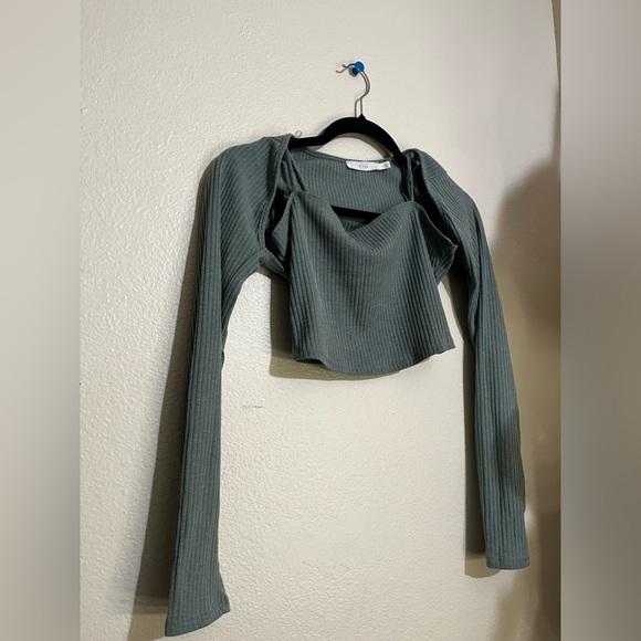 Top set - Picture 2 of 2